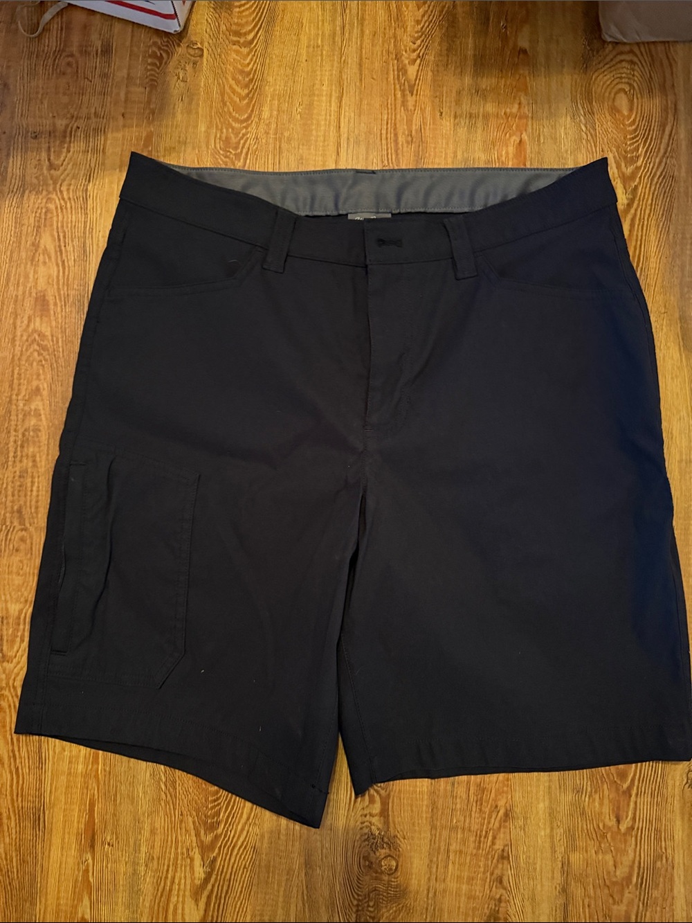 Eddie Bauer Black Men's Cargo Shorts